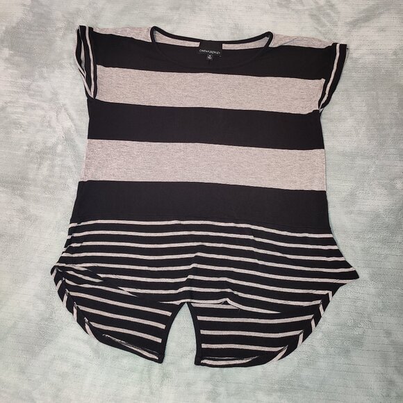 Cynthia Rowley Top Striped Comfortable Split Back Buttons - Picture 1 of 10